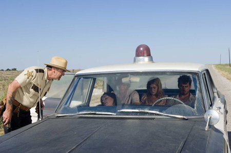 Texas_Chainsaw_Massacre_The_Beginning - 2 - R_Lee_Ermy Diora_Baird
